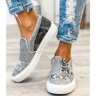 Women Canvas Shoes Fashion Snake Printed Luxury Flats Shoes alodia store