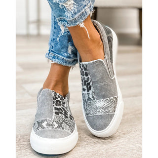 Women Canvas Shoes Fashion Snake Printed Luxury Flats Shoes alodia store