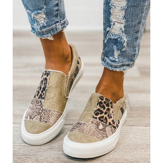 Women Canvas Shoes Fashion Snake Printed Luxury Flats Shoes alodia store