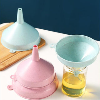 1pc Plastic Funnel Kitchen Oil and Wine Liquid Dispenser Funnel Large Caliber Can Be Hung Funnel Kitchen Tools Funnel Alodia Store