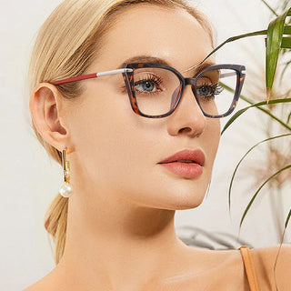 Women Cat Eye Plain Glass Spectacles Stylish Computer Glasses Anti Blue Light Luxury Optical Frame Fashion Eyewear for Ladies Alodia Store