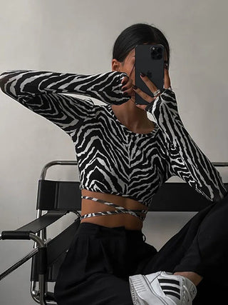 2023 Sexy Backless Lace ups Pullover Tees Women Autumn Black O-neck Slim Longsleeve Short T-Shirt Alodia Store
